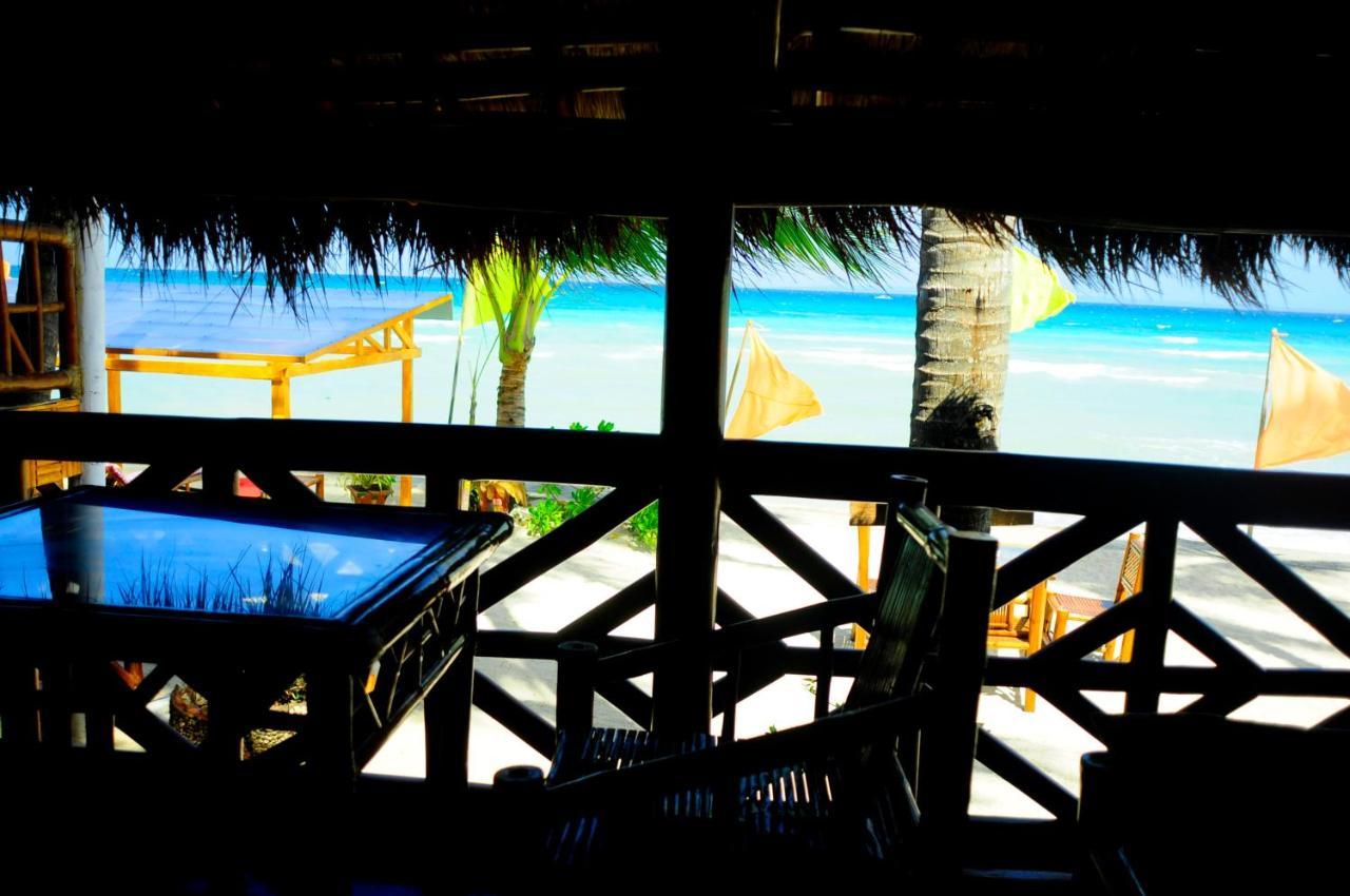 The Coral Blue Oriental Beach Villas And Suites Santa Fe  Eksteriør bilde